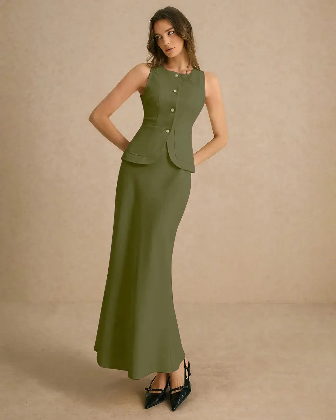 Solid Color Front Button Sleeveless Casual Top In Herbal Green